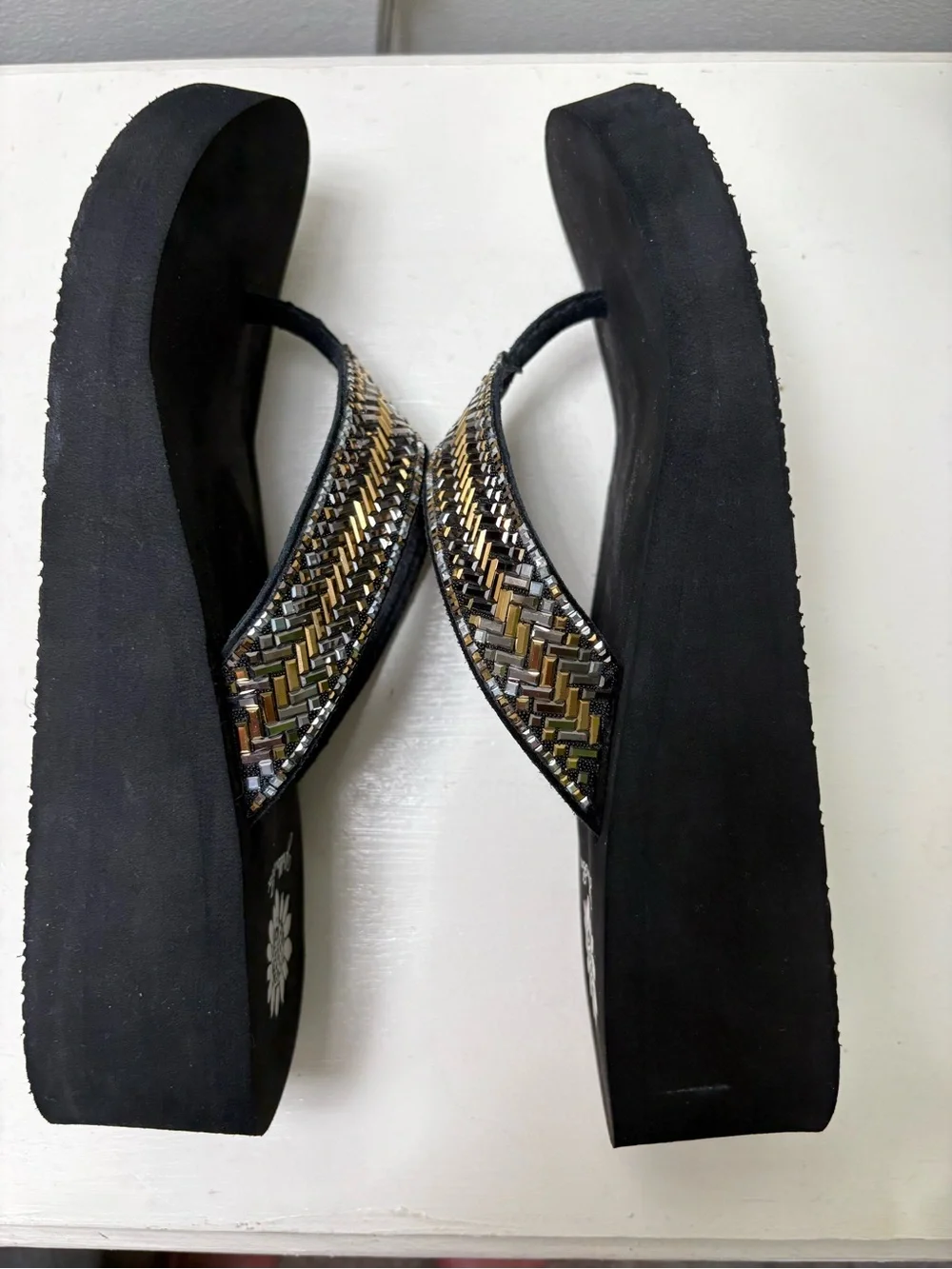 Yellow Box Silvyn Wedge Dressy Sandals Flip Flops. Size 7. - Picture 9 of 9